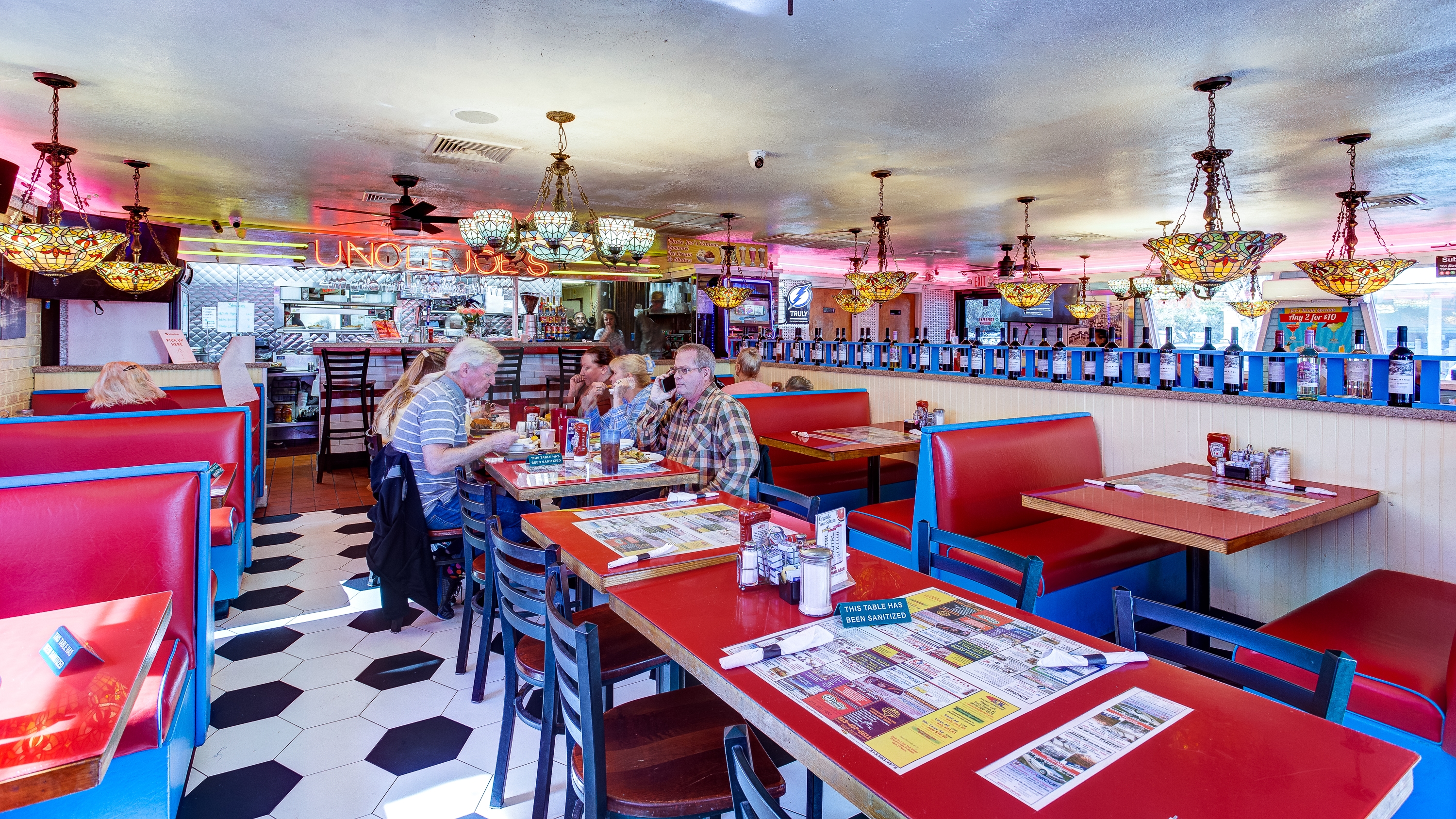 restaurantView